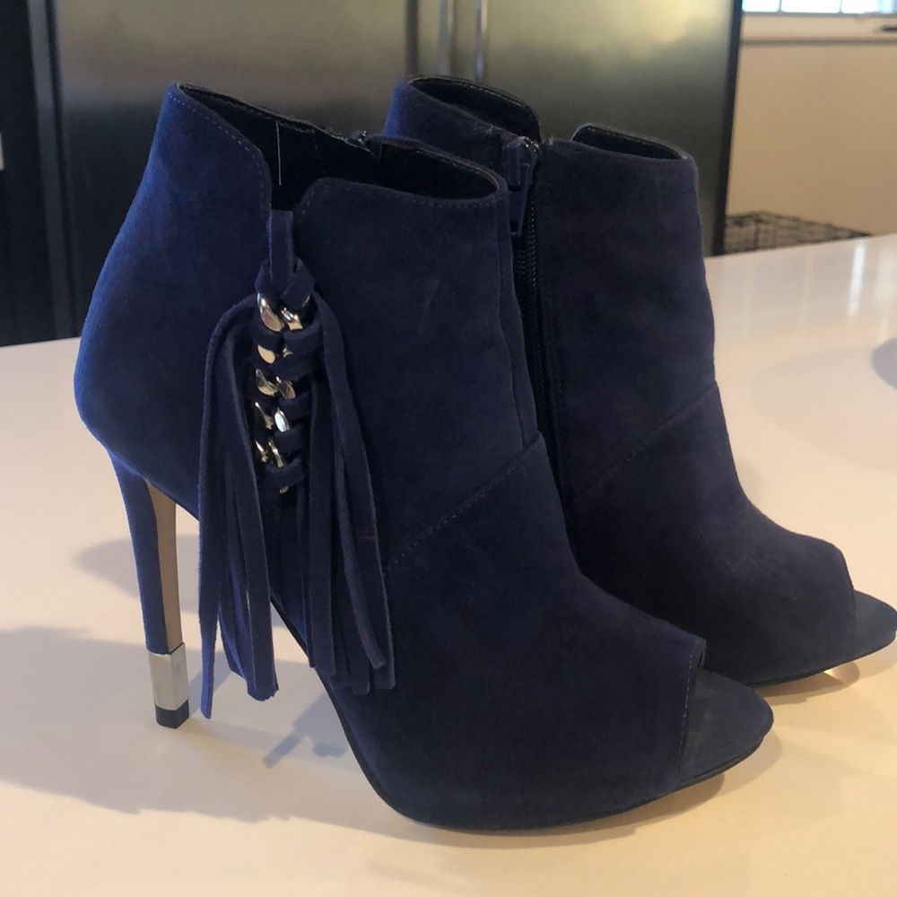 High heels shoes